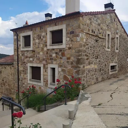 La Laguna Hinojosa de la Sierra