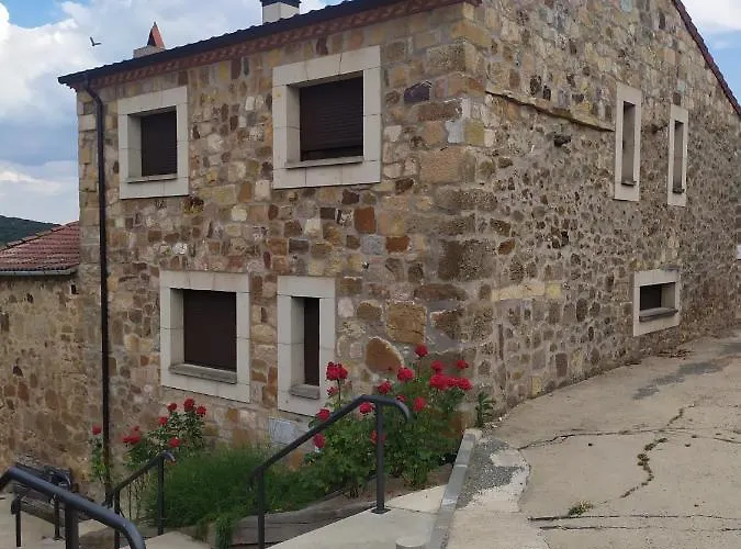 La Laguna Инохоса-де-ла-Сьерра